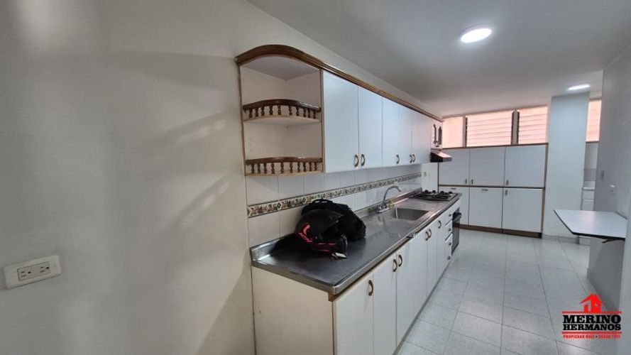 Apartamento de 3 alcobas en venta en San Joaquín, Medellín, 110 m² · foto 7 de 21