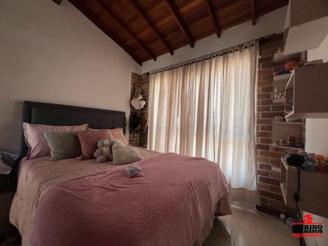 Casa de 4 alcobas en venta en San Antonio De Pereira, Rionegro, 140 m² · foto 2 de 20