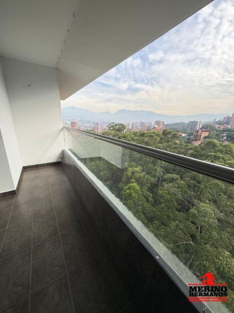 Apartamento en venta en Loma Del Chocho, Envigado · foto 6 de 24