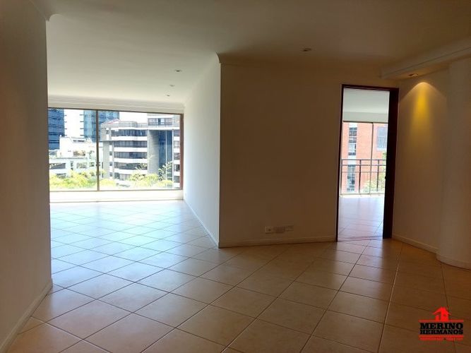 Apartamento de 3 alcobas en arriendo en El Diamante No. 2, Medellín, 175 m² · foto 7 de 24