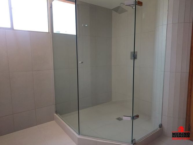 Apartamento de 3 alcobas en arriendo en El Diamante No. 2, Medellín, 175 m² · foto 22 de 24