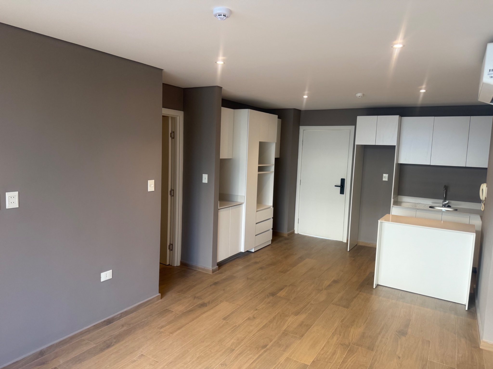 ALQUILO DEPARTAMENTO DE 2 DORMITORIOS 3 BAÑOS MÁS COCHERA - EDIFICIO RENTALIS BULNES — foto 3