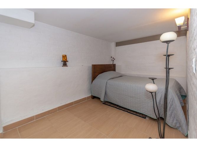 Casa de 8 alcobas en venta en Medio Dapa, Cali · foto 14 de 24