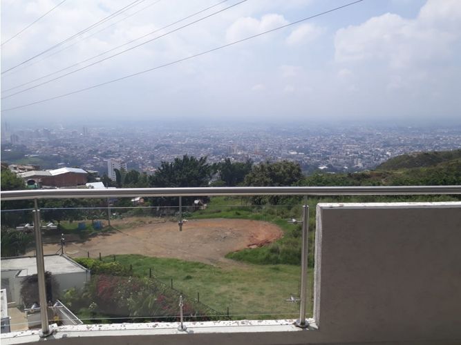 Apartamento de 3 alcobas en venta en Bellavista, Cali, 138 m² · foto 13 de 17