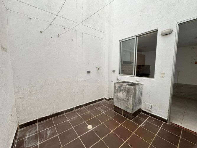 Casa de 3 alcobas en venta en Mirador De Cantabria, Ibagué, 87 m² · foto 9 de 24