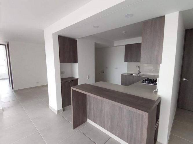 Apartamento de 3 alcobas en venta en Valle Del Lili, Cali, 98 m² · foto 1 de 22
