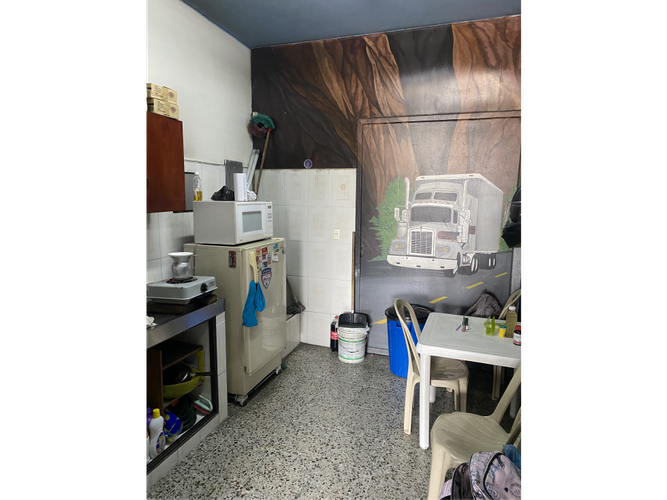 Bodega en venta en Popular, Cali, 196 m² · foto 3 de 10
