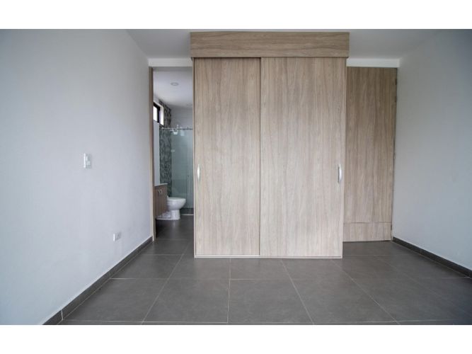 Casa de 5 alcobas en venta en Las Mercedes, Jamundí, 280 m² · foto 8 de 14