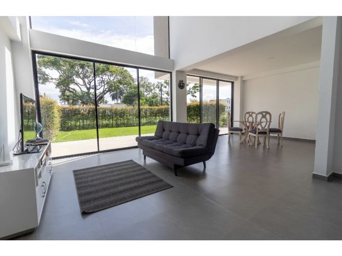 Casa de 5 alcobas en venta en Las Mercedes, Jamundí, 280 m² · foto 10 de 14