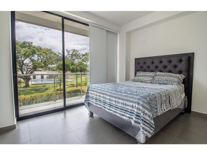 Casa de 5 alcobas en venta en Las Mercedes, Jamundí, 280 m² · foto 11 de 14