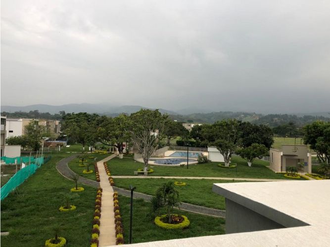 Casa de 5 alcobas en venta en Las Mercedes, Jamundí, 600 m² · foto 5 de 5