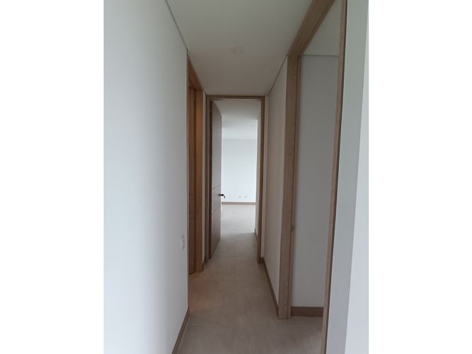 Apartamento de 2 alcobas en venta en La Flora, Cali, 87 m² · foto 5 de 17