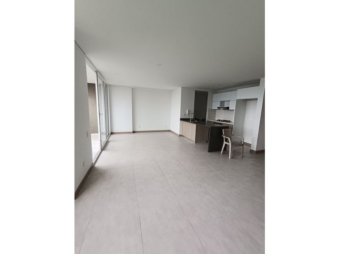 Apartamento de 2 alcobas en venta en La Flora, Cali, 87 m² · foto 7 de 17