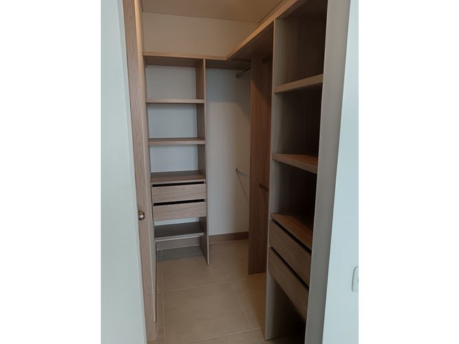 Apartamento de 2 alcobas en venta en La Flora, Cali, 87 m² · foto 13 de 17