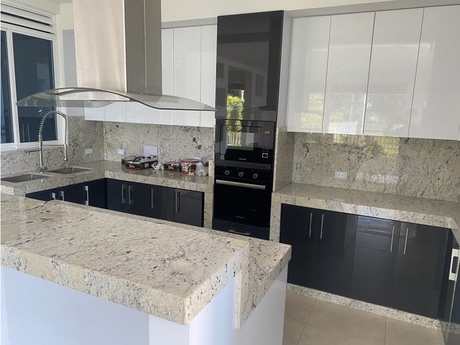 Casa de 4 alcobas en venta en Las Mercedes, Jamundí, 230 m² · foto 5 de 19