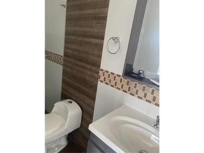 Casa de 4 alcobas en venta en Las Mercedes, Jamundí, 230 m² · foto 9 de 19