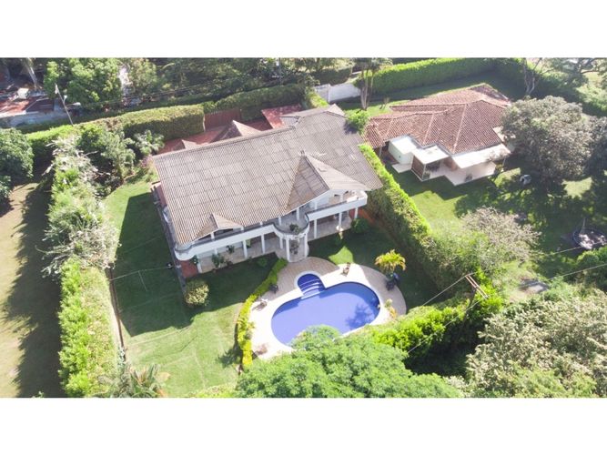Casa de 5 alcobas en venta en Pance, Cali, 650 m² · foto 13 de 17