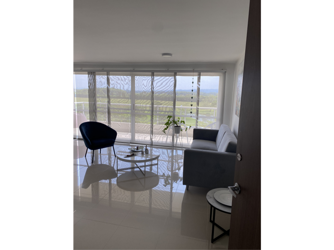 Apartamento de 3 alcobas en venta en Las Mercedes, Jamundí, 110 m² · foto 2 de 23