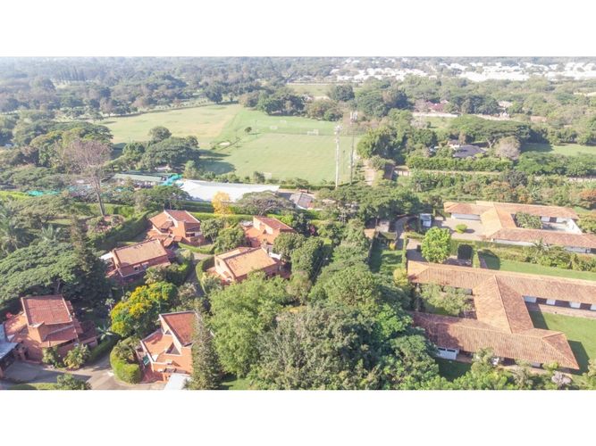 Lote en venta en Pance, Cali, 1652 m² · foto 5 de 6