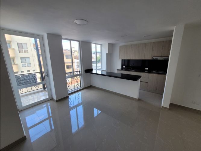 Edificio en venta en El Ingenio, Cali, 1000 m² · foto 7 de 10