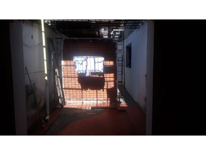 Casa de 4 alcobas en venta en La Flora, Cali, 370 m² · foto 3 de 14
