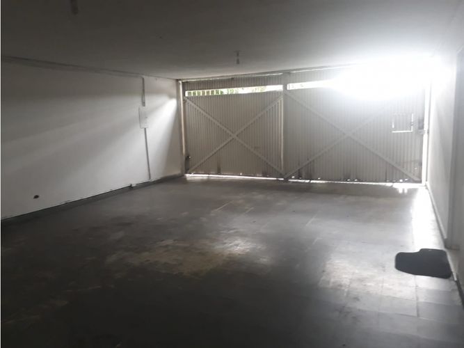 Casa de 4 alcobas en venta en La Flora, Cali, 370 m² · foto 10 de 14