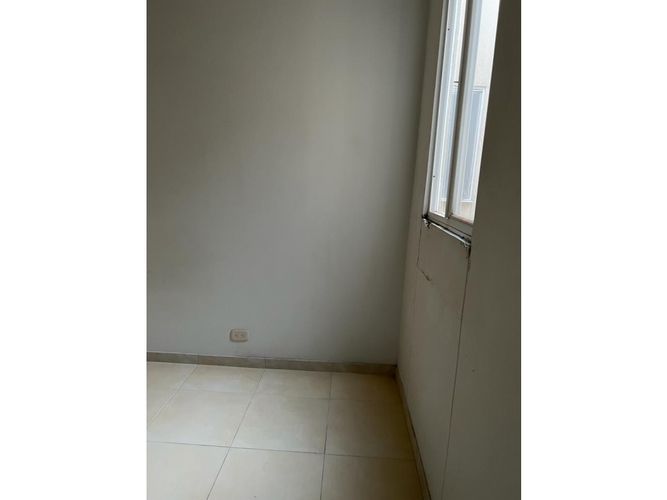 Apartamento de 3 alcobas en venta en Bochalema, Cali, 64 m² · foto 4 de 11