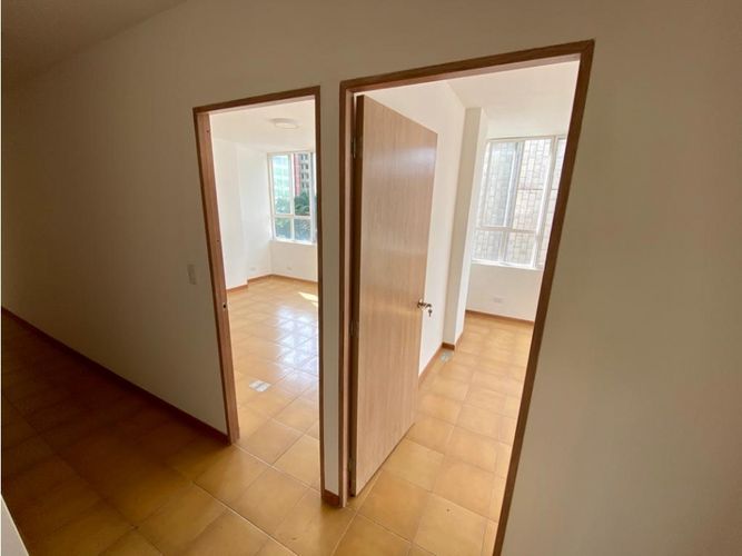 Oficina en venta en San Pedro, Cali, 100 m² · foto 14 de 16