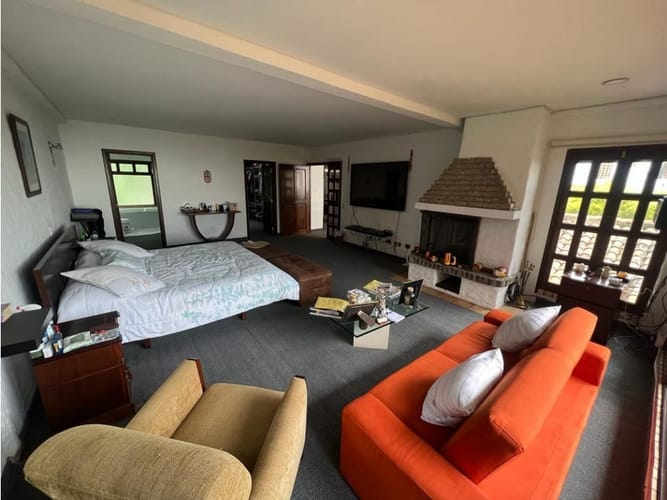 Casa de 5 alcobas en venta en Zona Industrial, Cali, 1000 m² · foto 6 de 24
