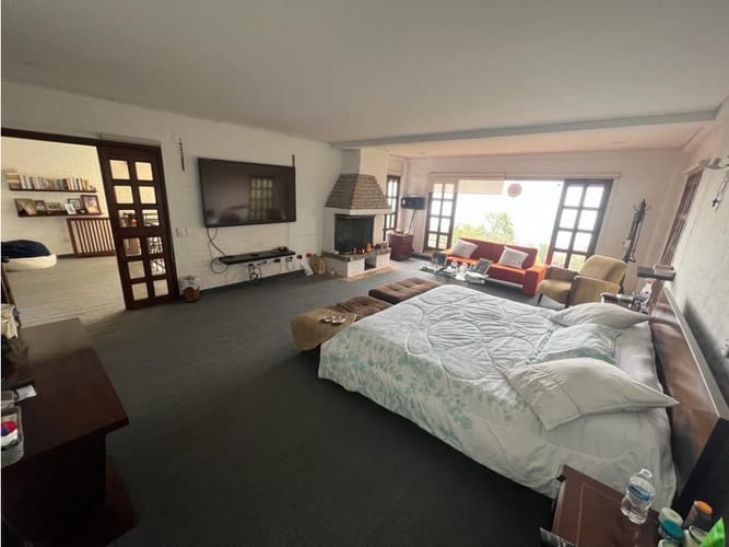 Casa de 5 alcobas en venta en Zona Industrial, Cali, 1000 m² · foto 10 de 24