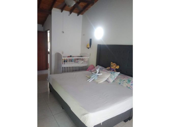 Casa de 4 alcobas en venta en Las Mercedes, Jamundí, 260 m² · foto 5 de 12
