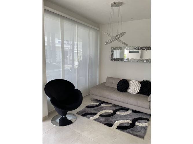 Casa de 4 alcobas en venta en Las Mercedes, Jamundí, 320 m² · foto 3 de 18