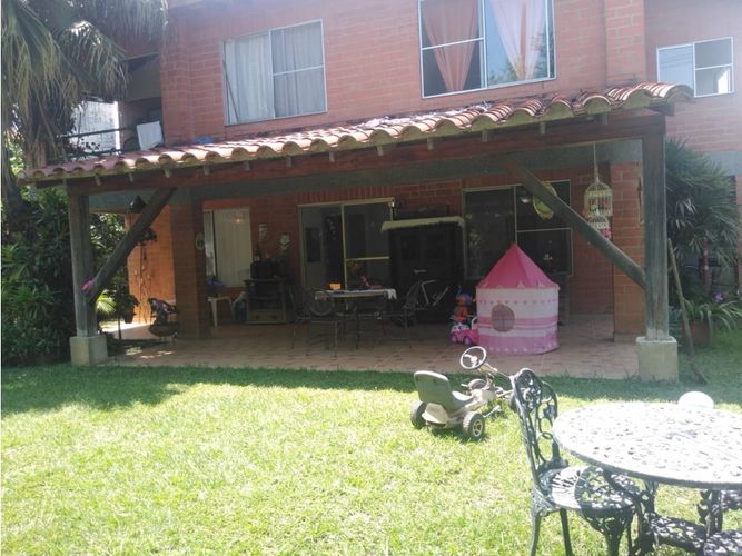Casa de 4 alcobas en venta en Las Mercedes, Jamundí, 260 m² · foto 7 de 12
