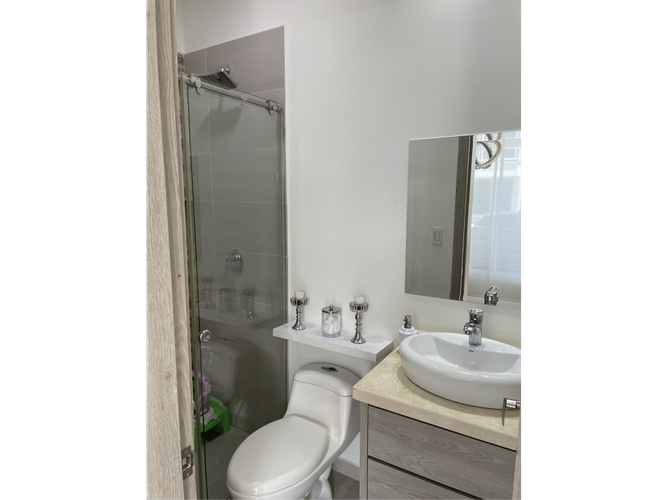 Casa de 4 alcobas en venta en Las Mercedes, Jamundí, 320 m² · foto 4 de 18