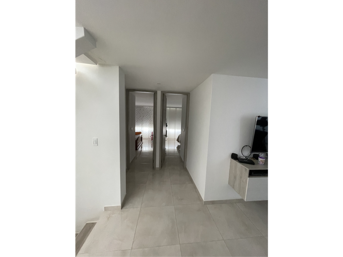 Casa de 4 alcobas en venta en Las Mercedes, Jamundí, 320 m² · foto 7 de 18