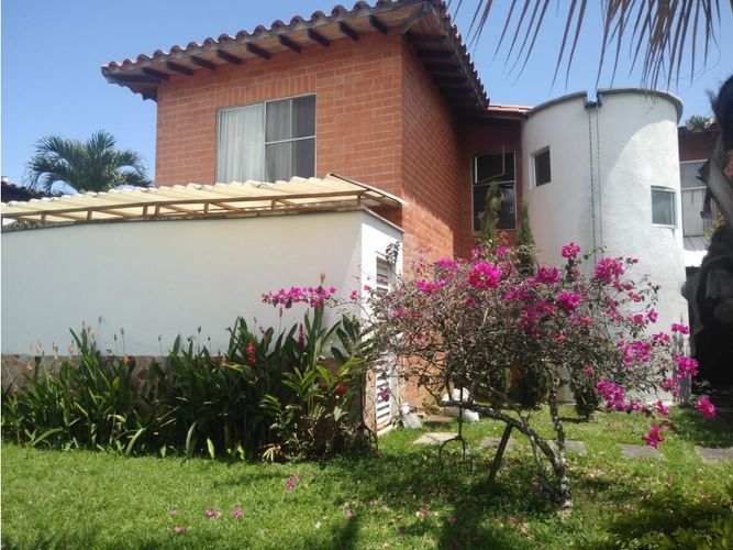 Casa de 4 alcobas en venta en Las Mercedes, Jamundí, 260 m² · foto 11 de 12
