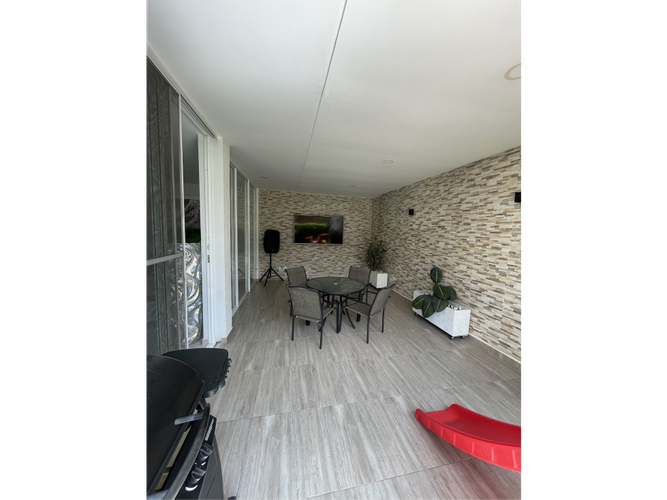 Casa de 4 alcobas en venta en Las Mercedes, Jamundí, 320 m² · foto 11 de 18
