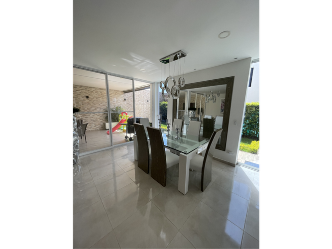 Casa de 4 alcobas en venta en Las Mercedes, Jamundí, 320 m² · foto 13 de 18
