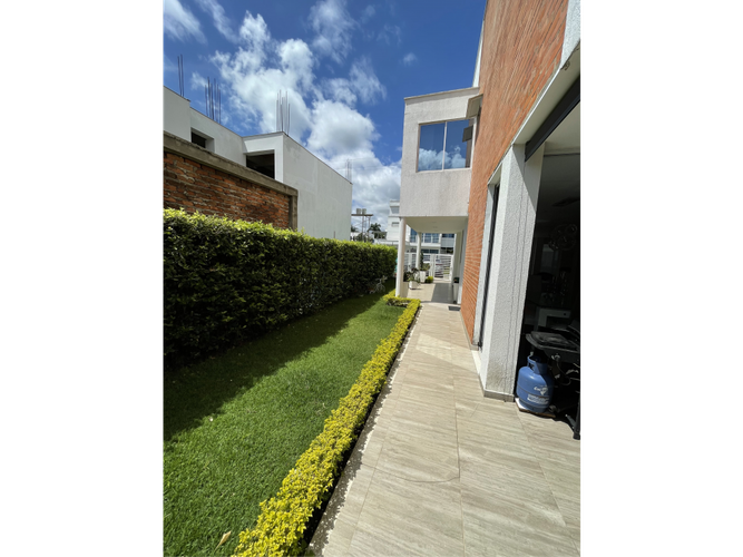 Casa de 4 alcobas en venta en Las Mercedes, Jamundí, 320 m² · foto 18 de 18