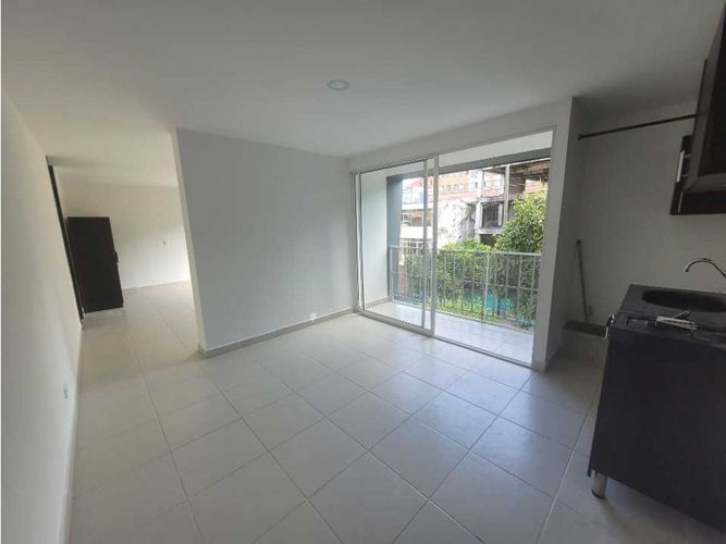 Edificio en venta en San Fernando Nuevo, Cali, 1480 m² · foto 3 de 20