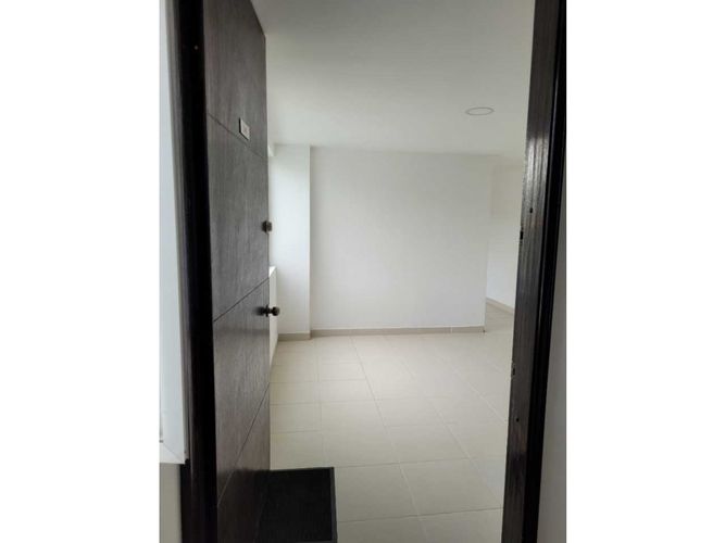 Edificio en venta en San Fernando Nuevo, Cali, 1480 m² · foto 11 de 20