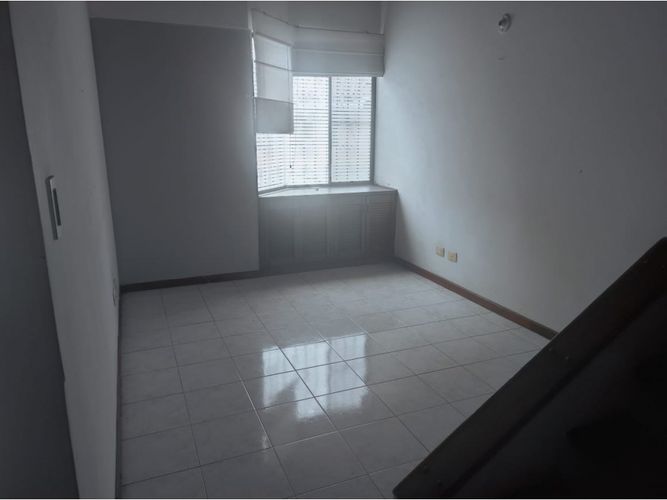 Casa de 3 alcobas en venta en La Flora, Cali, 250 m² · foto 5 de 14