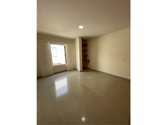 Casa de 5 alcobas en venta en Ciudad Jardin, Cali, 311 m² · foto 6 de 13