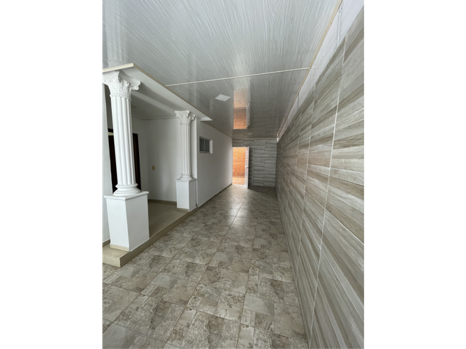 Casa de 5 alcobas en venta en Ciudad Jardin, Cali, 311 m² · foto 11 de 13