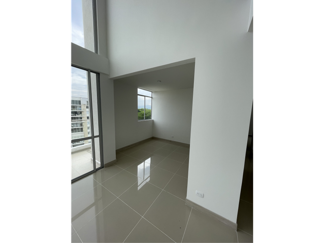 Apartamento de 3 alcobas en venta en Juan De Ampudia, Jamundí, 171 m² · foto 4 de 17