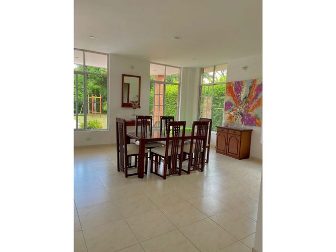 Casa de 5 alcobas en venta en La Morada, Jamundí, 500 m² · foto 3 de 10