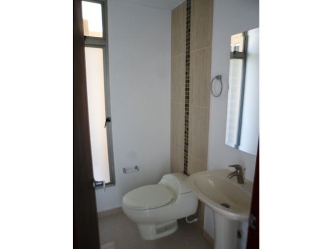 Edificio en venta en El Ingenio, Cali, 800 m² · foto 20 de 20