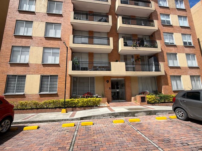 Apartamento de 3 alcobas en venta en Cr. Las Huertas De Cajica Iii, Cajicá, 88 m² · foto 22 de 23