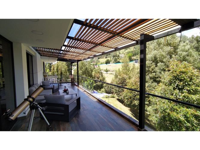 Casa de 5 alcobas en venta en Pantanillo, La Ceja, 435 m² · foto 4 de 24