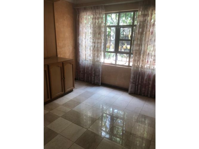 Casa de 3 alcobas en venta en Tequendama, Cali, 330 m² · foto 9 de 16